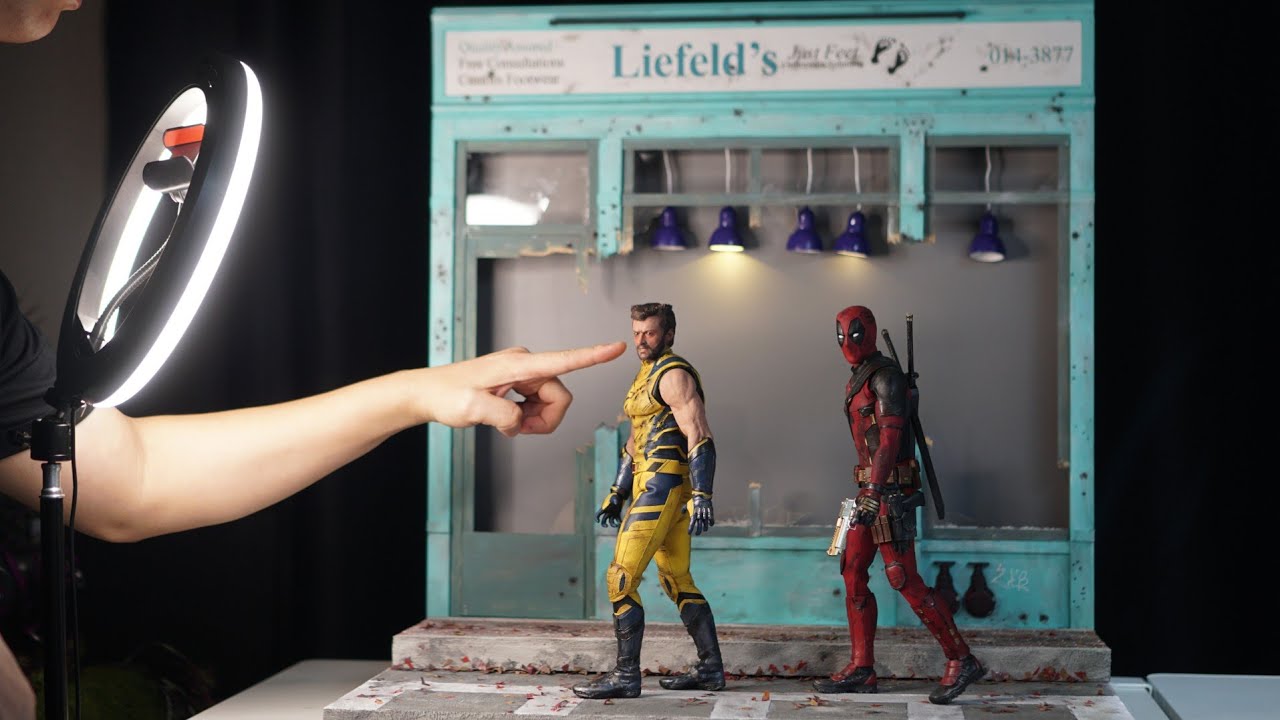 A scene from the movie I made with Hot Toy Deadpool and Wolverine Figures!!
