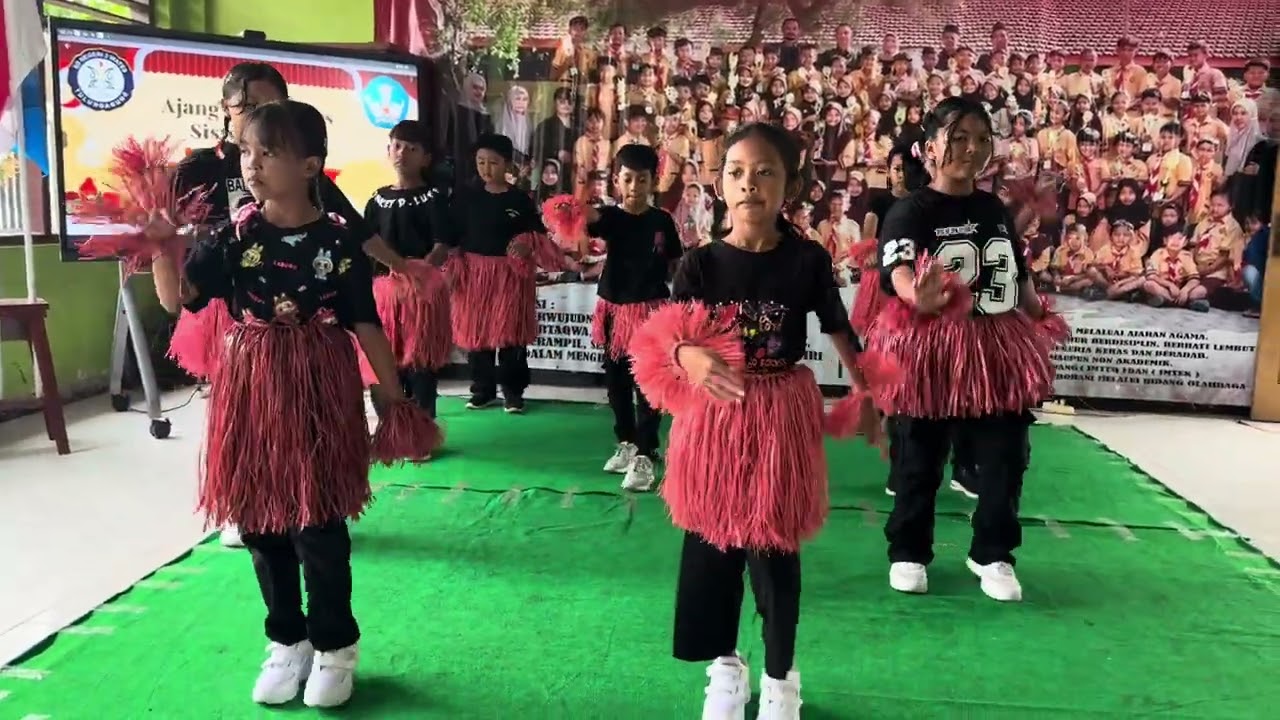 Ajang kreativitas SDN 2 Wates 