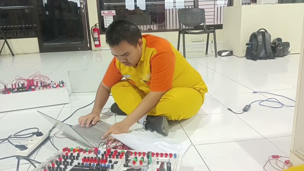 Job 2 wiring plc mapl pak aris