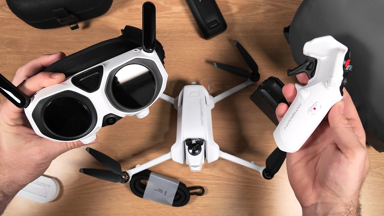 Распаковка комплекта Antigravity A1 Infinity — дрон с обзором 8K 360°
