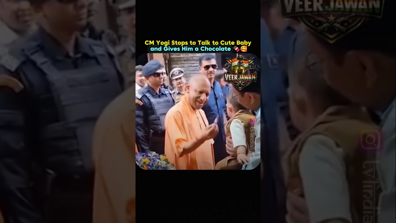 CM Yogi Stops to Talk to Cute Baby and Gives Him a Chocolate 🍫🥰 #shorts #ytshorts #cmyogi