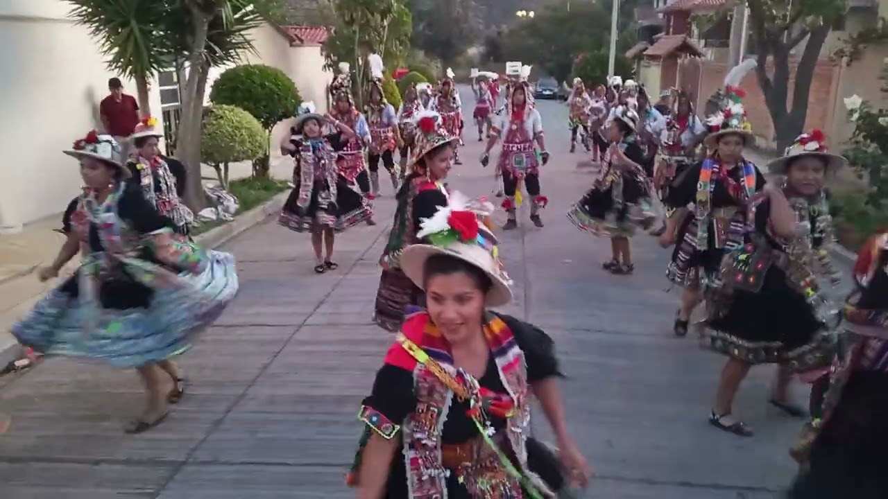 Tinkus Macheños De Potosí Bolivia Virgen del Carmen Quintanilla 2025 &  Genios Nobles de Colomi