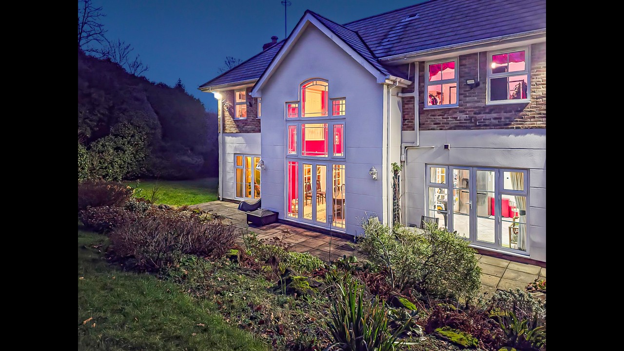 Luxury modern family home with unique features, on private, gated development, walk to Oxted Station