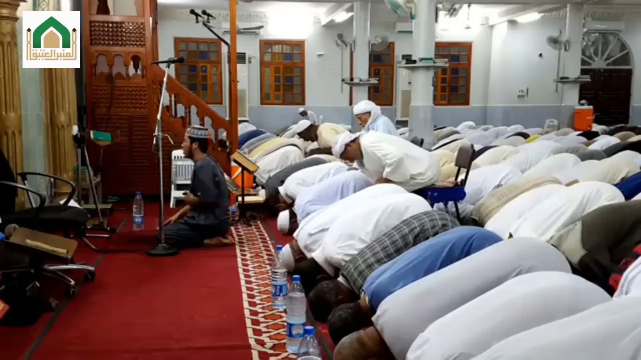 نقل صلاه التراويح الليلة الثالثة من المسجد العتيق حاسي مسعود ولاية ورقلة الجزائر  رمضان 1438
