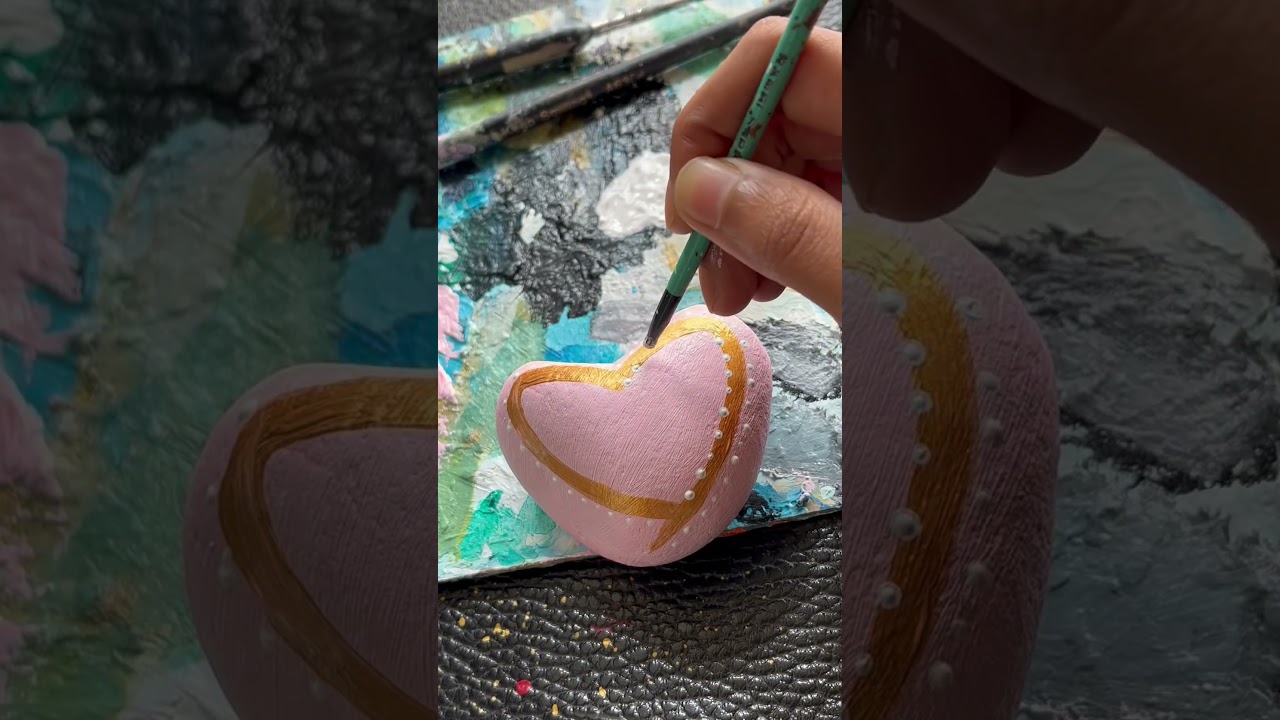 Heart shaped stone| Paint | 💕 #artshorts #painting #art #creative