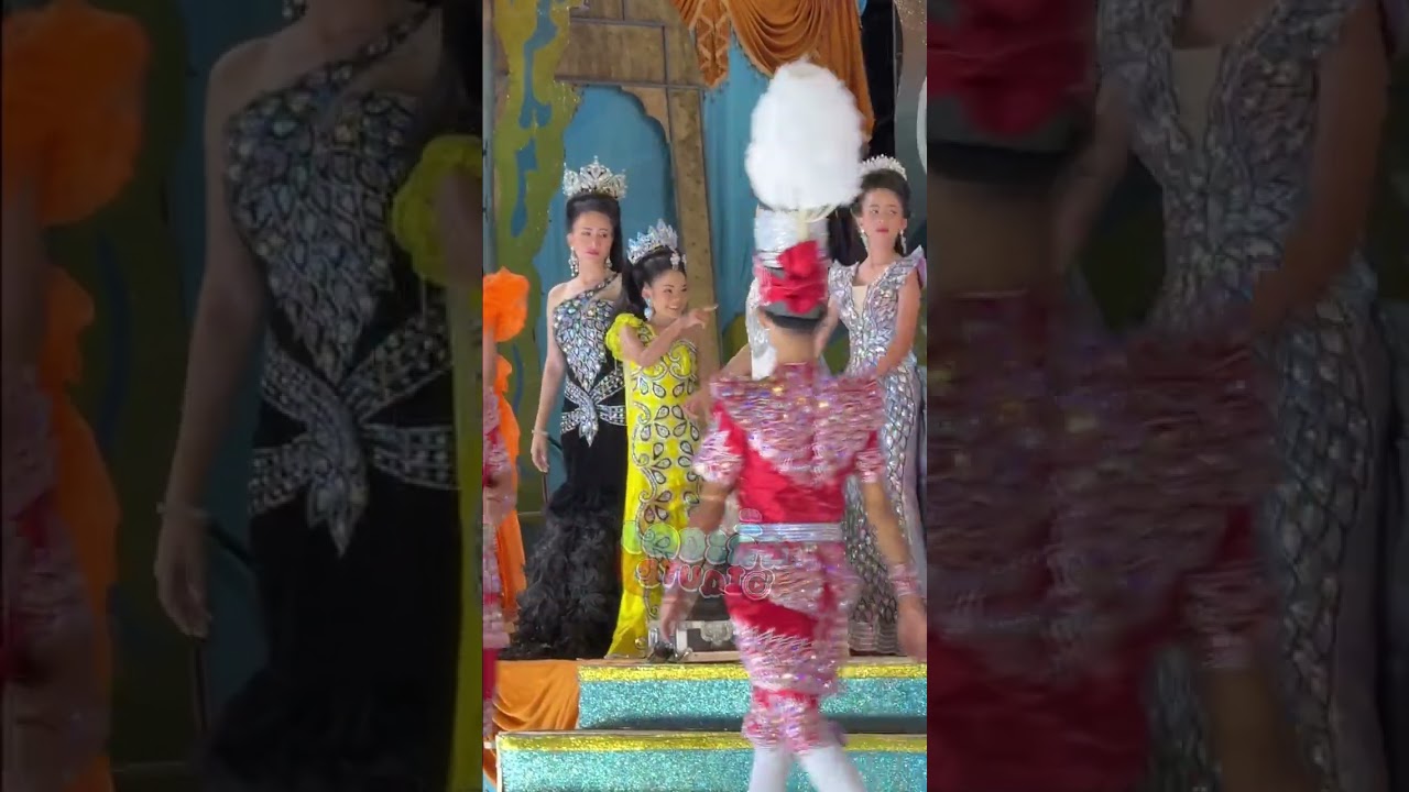สี่สาวเสียงวิหคโชว์เอว