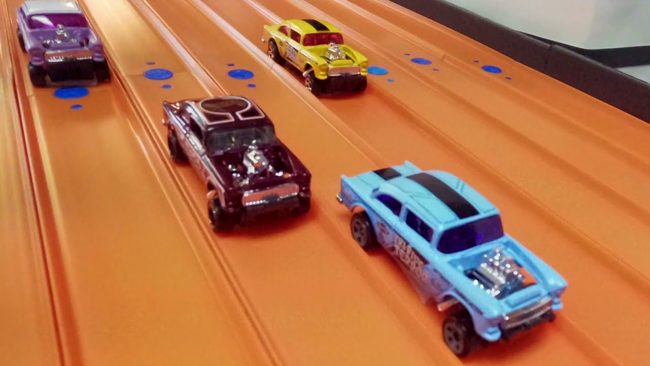 Hot Wheels Chevy Gassers Testing Top Speeds on the Big City Streets
