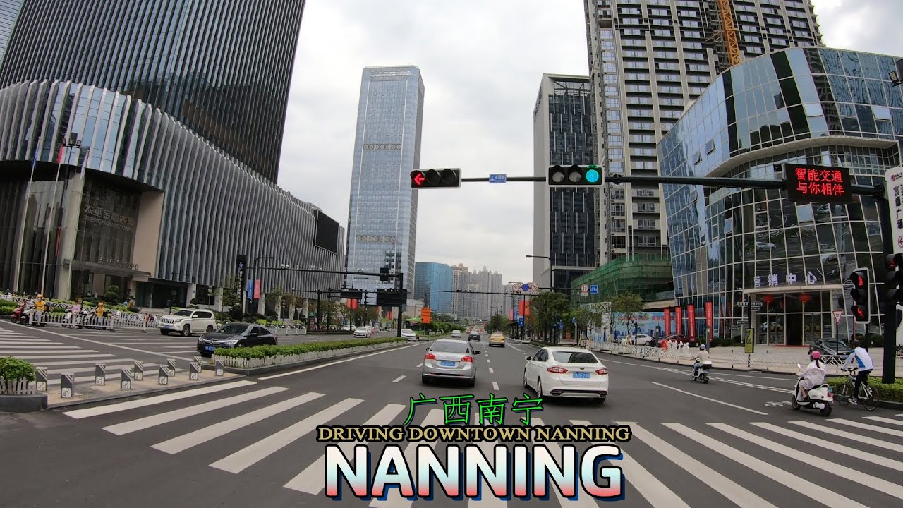 Driving in Downtown Nanning | 在南宁市区驾驶