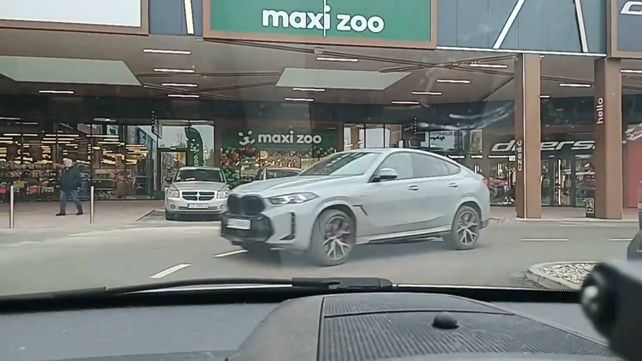 Dąbrowa Górnicza; Centrum Handlowe S1 Dąbrovia 