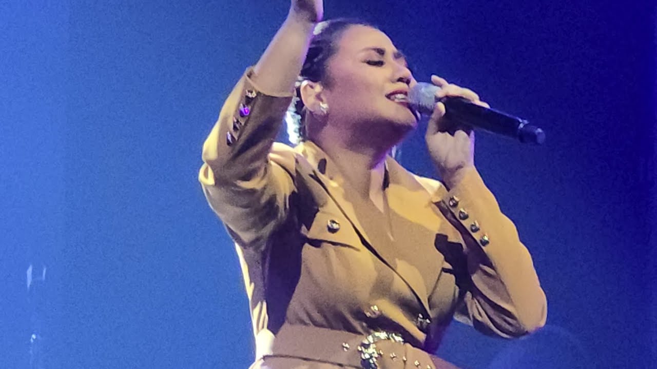 Morissette 'Could You Be Messiah' at CBN Asia 30th Anniversary Concert!