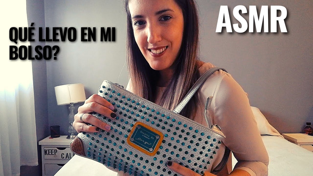 ASMR en español - Qué llevo en mi CARTERA? soft spoken