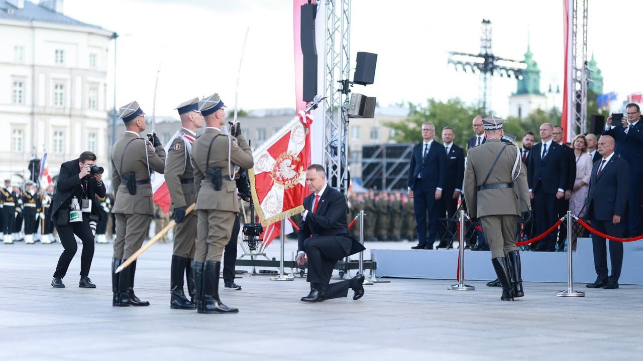 Uroczystość przyjęcia zwierzchnictwa nad Siłami Zbrojnymi