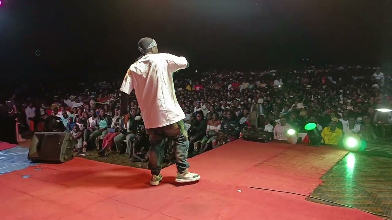 LAMPY JOSEPH ANOTHER GREAT TALENT TO WATCH THIS YEAR IN HIP HOP. GUY ROCKS @ PECE STADIUM NUMA AWARD
