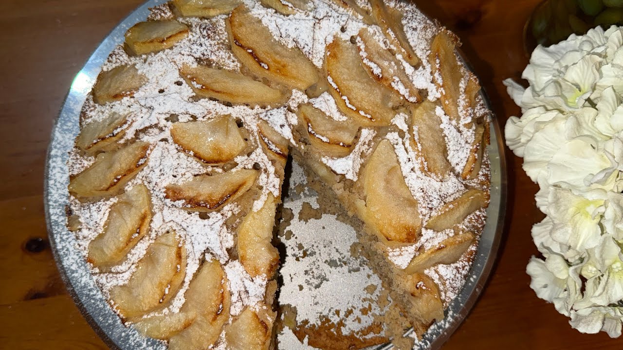 Quick Apple & Almond cake recipe