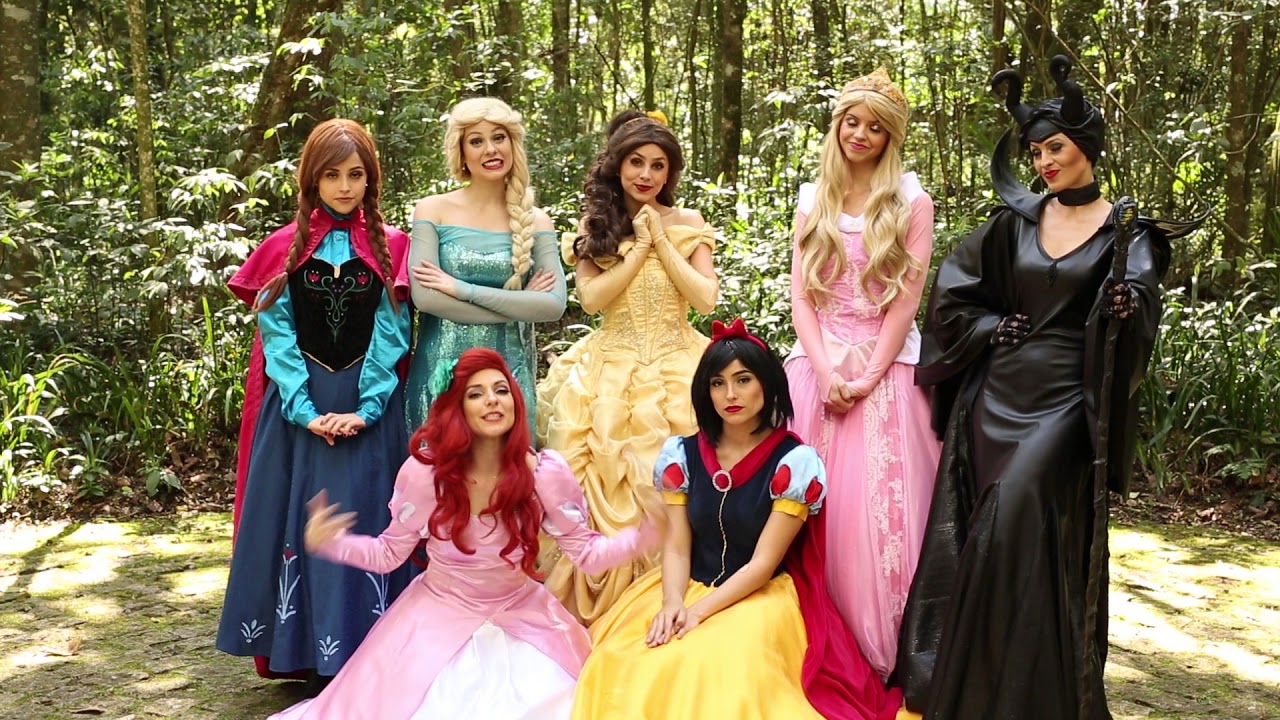 Studio Gaea com a Encantada Personagens na Feira Fa&ccedil;a Festa Curitiba