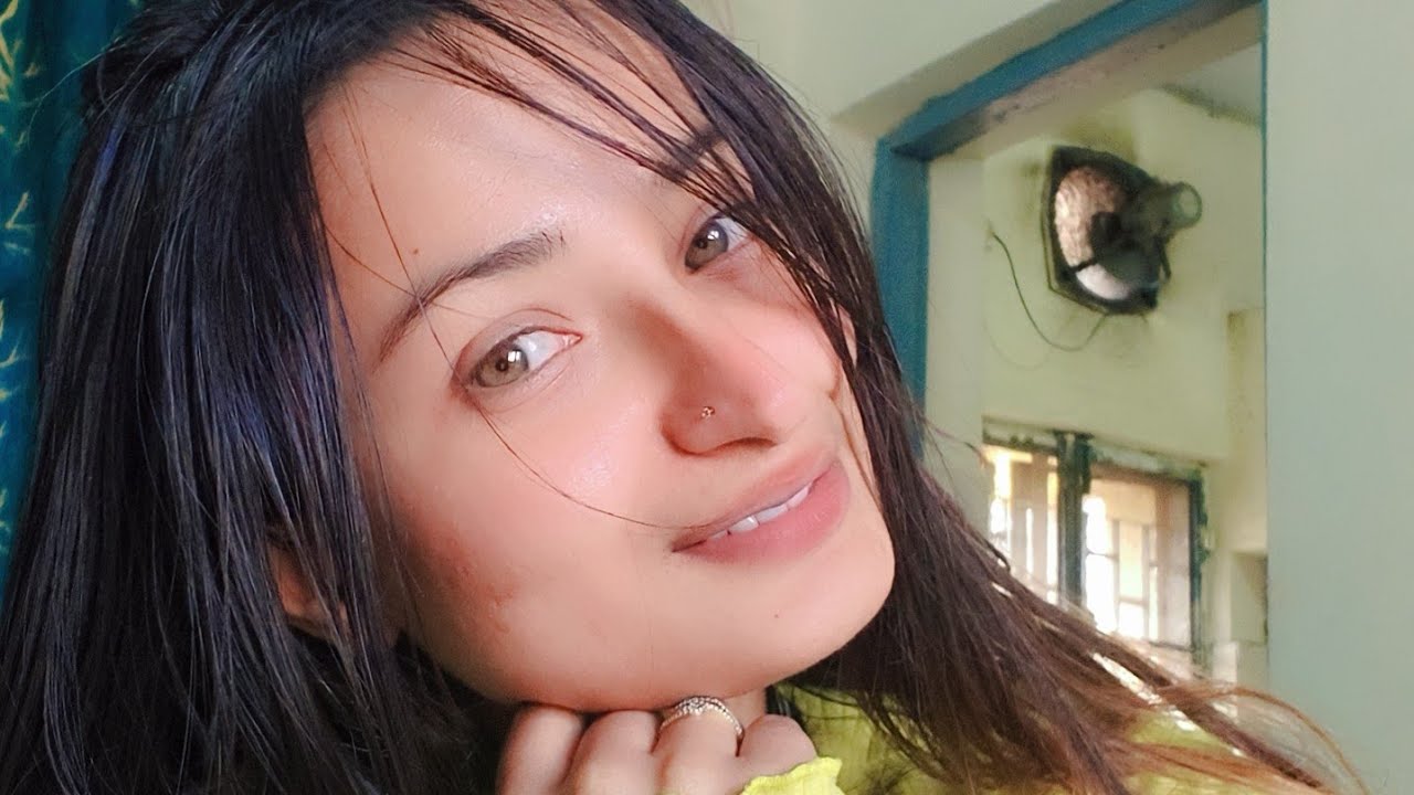 Anjali Pandey is live!