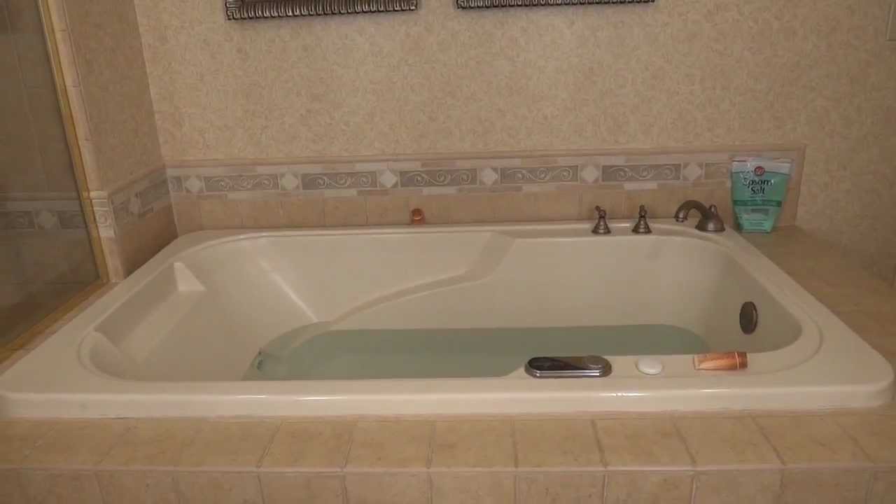 Jacuzzi Tub Tutorial - Sunset Station King Suite