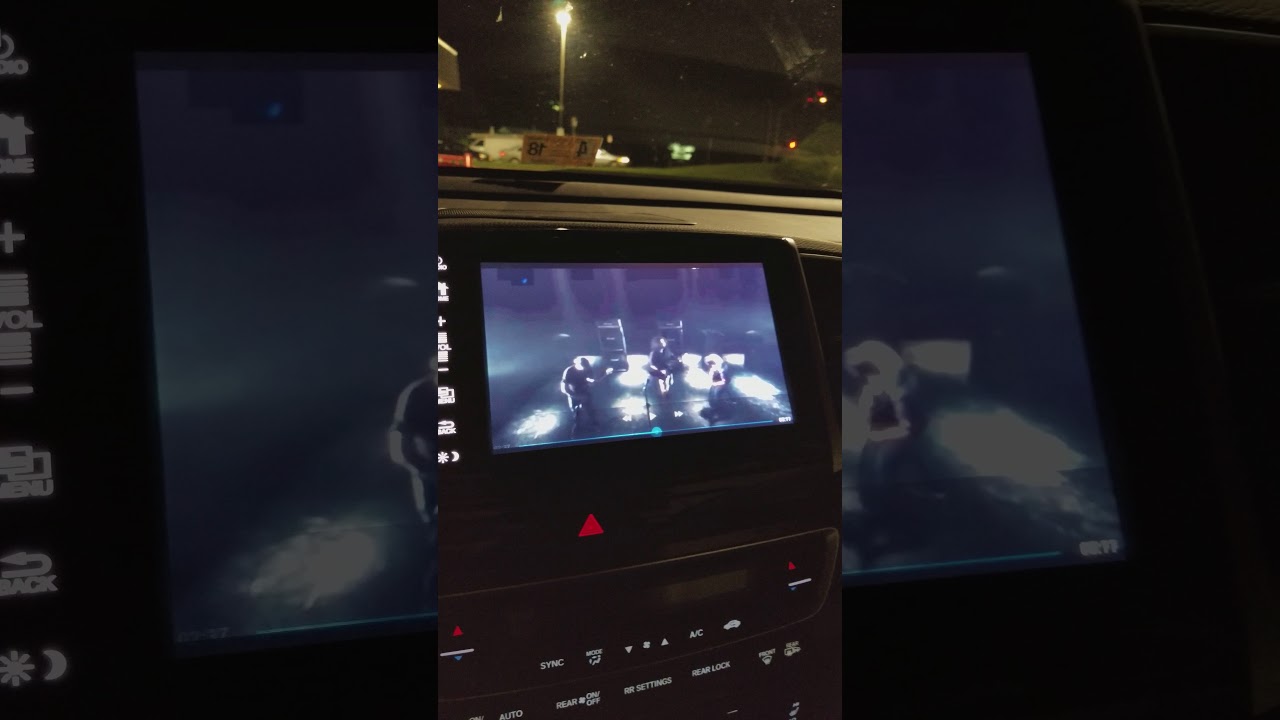 Honda pilot 2017/18/19/20 playing video when driving. 3rd generation honda.