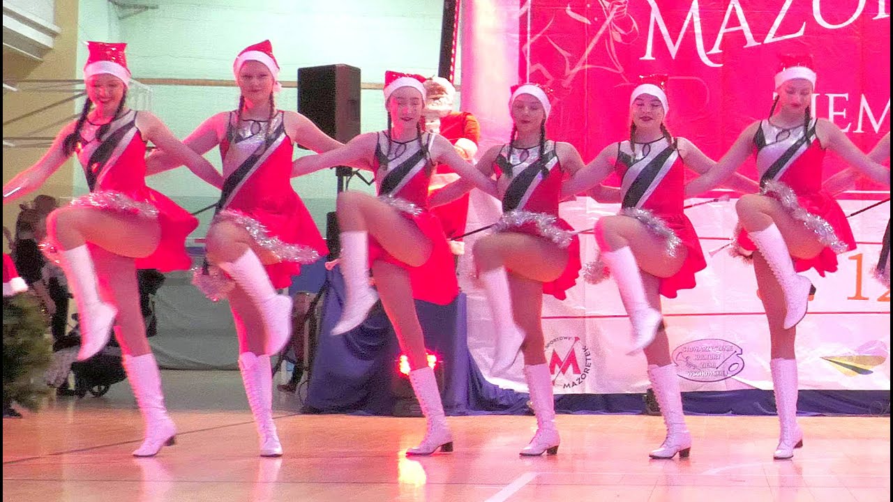 Mażoretki 'IRIS' - Śmigiel / Majorettes
