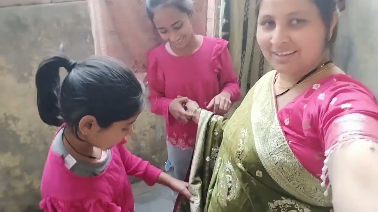 #aaj mera makeup chhoti si bacchi ne kiya