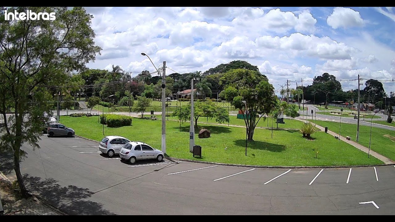 Holambra SP Brasil ao vivo! Area externa Hotel Amsterdam Suites!