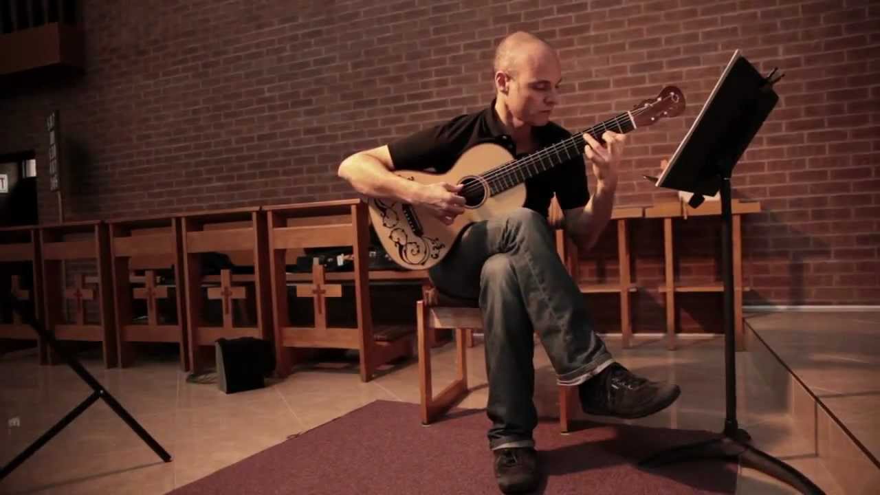 Ricardo Gallen plays Bach's Prelude BWV 998