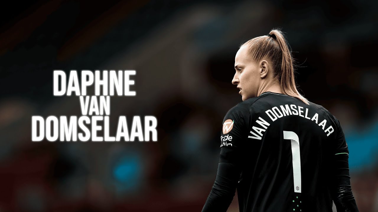 Why Arsenal Signed Daphne van Domselaar 🔴 | Best Saves
