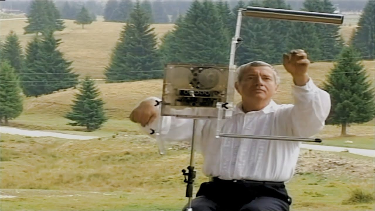Romanian Traditional on Theremin... by Benedict Popescu