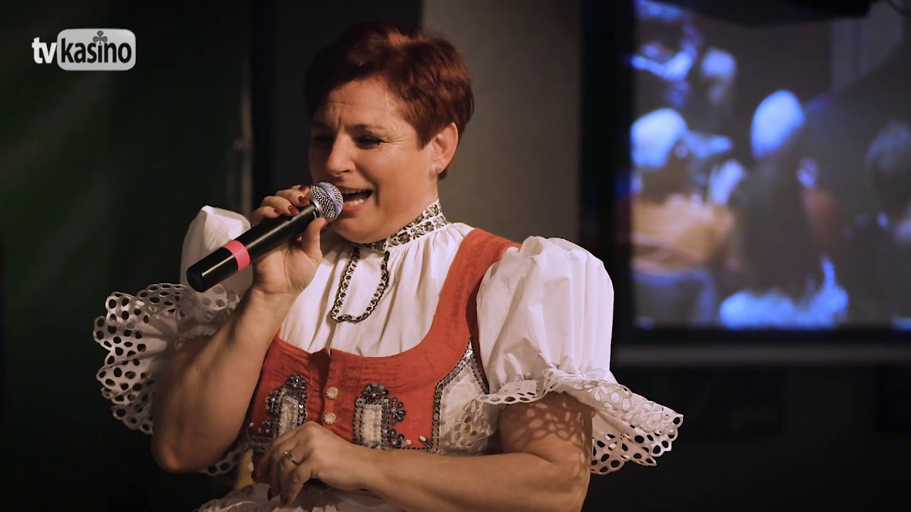Oľga Baričičová a Lenka Králová: V síni dolinečka / Vínečko jak višňa
