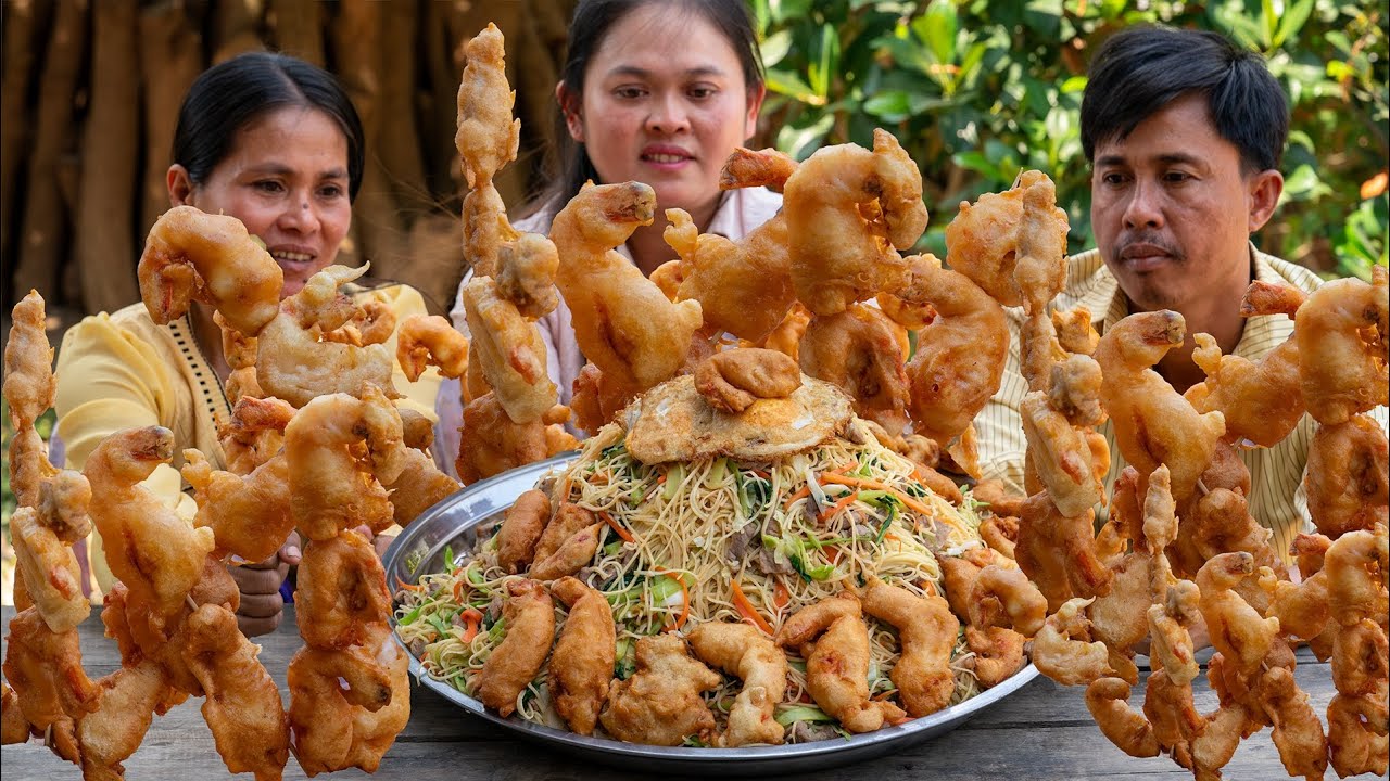 I Fried CRISPY LOBSTER! 🦞 Seafood & Noodles Village Feast (Most Satisfying