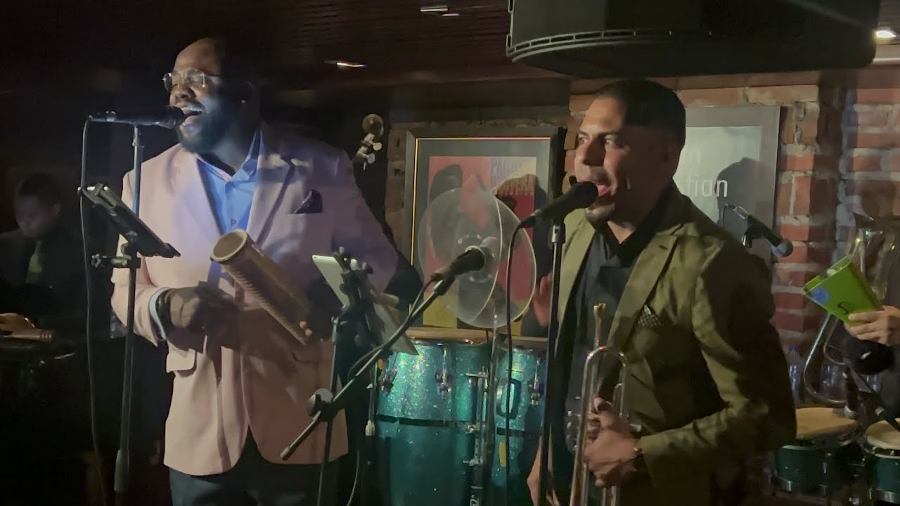 No te vistas que no vas Ft. Marcial Isturiz - Angel Peña y su Orquesta Los Sopranos.