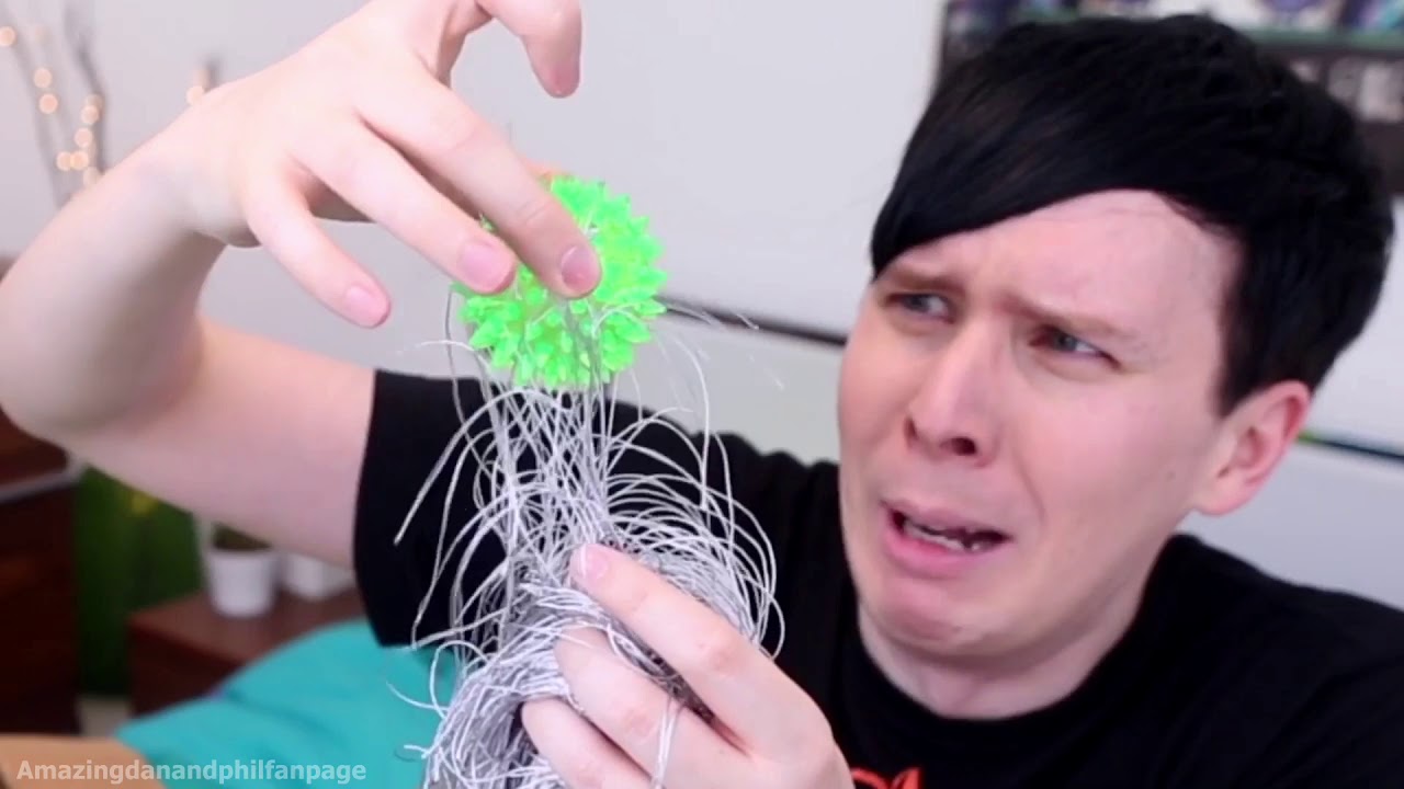 Dan and Phil CRACK 18