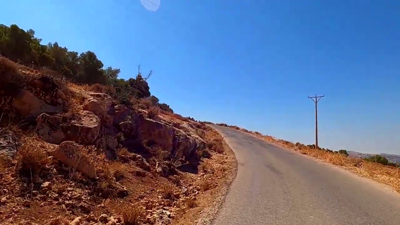 السليحي .... و ...  السنديانة