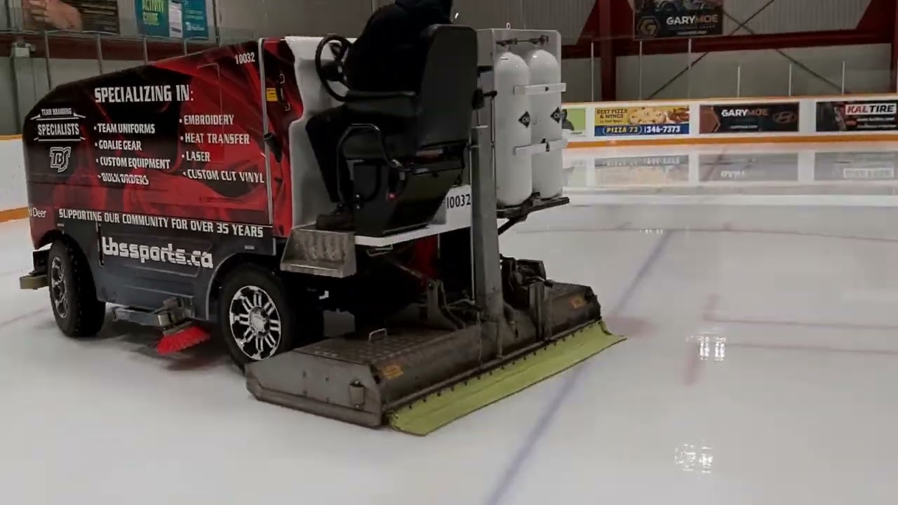 Kinsmen Arena side B, Ice resurfacing.