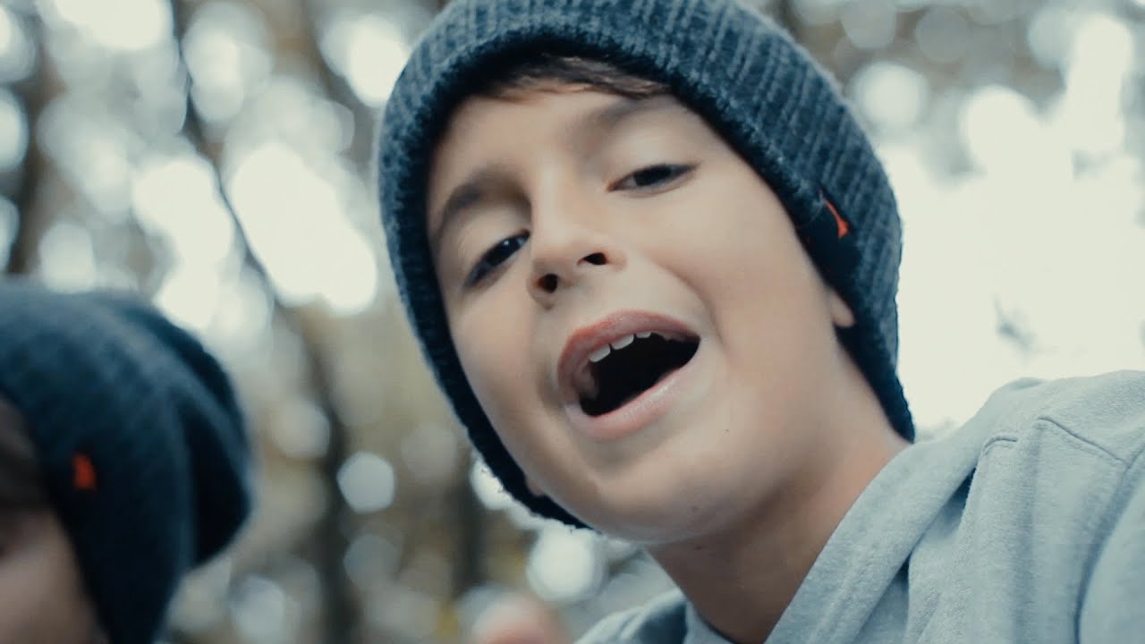 Adexe y Nau ft. JM - I&acute;ll Show You (Justin Bieber cover)