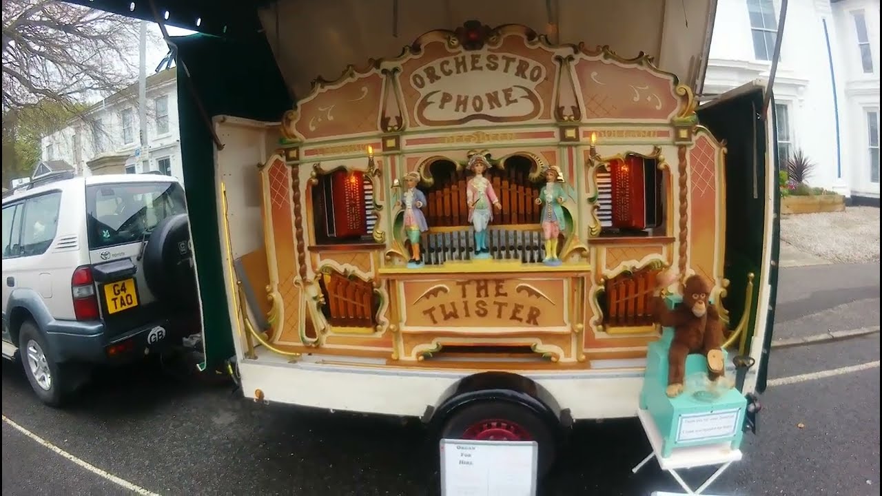 Trevithick Day 2025 - Out of my Comfort Zone (SO MANY JOE PUBLIC) #Camborne #2025 #nostalgia