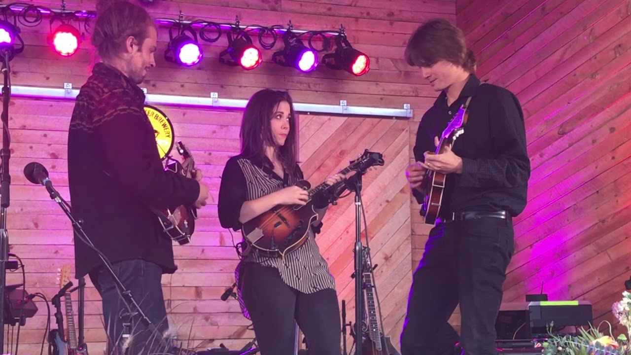 Sierra Hull and Friends  Blackberry Blossom June 16, 2018