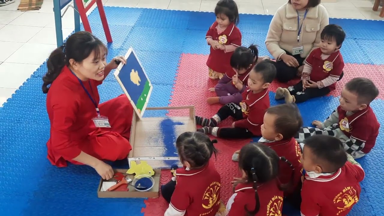 Dạy Tạo hình nhà trẻ thi giáo viên giỏi huyện