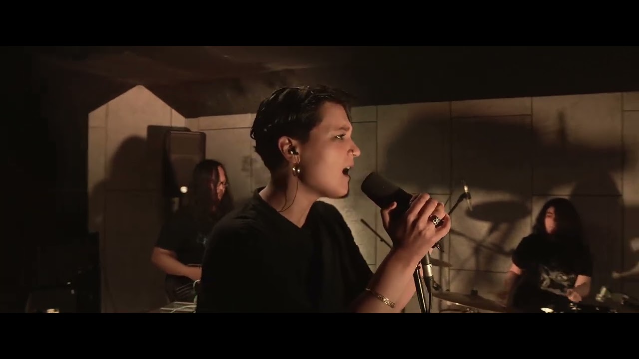 Graien - Shatter | Live Session feat AXXXE (Deutsche Laichen)