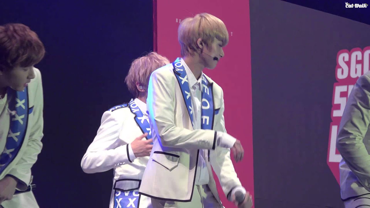 150906 서울걸즈컬렉션 몬스타엑스 '훔쳐' 형원 메인