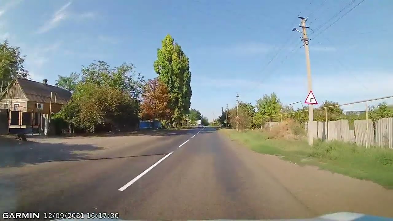 Ukraine. Velyka Znam'yanka to Kam'yanka-Dniprovs'ka / Велика Знам'янка - Кам'янка-Дніпровська. 09.21