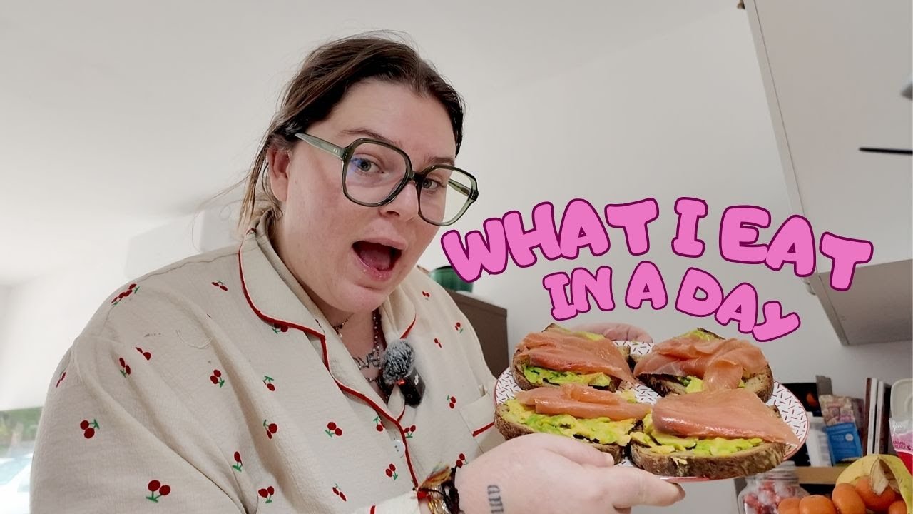 WHAT I EAT !!!!!! (ce que je mange en une journée)