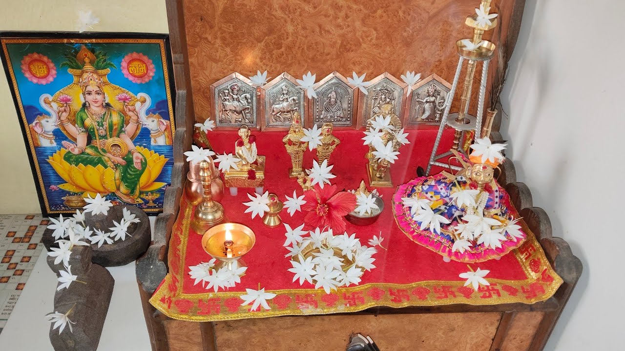 सोमवार स्पेशल घरातील शांतमय पूजा