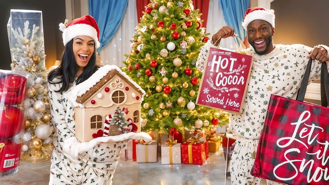 Decorating Our House For Christmas! *CHRISTMAS READY*