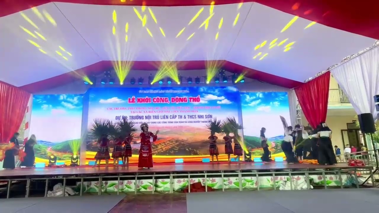 Tiết mục văn nghệ đặc sắc nhất của trường nội trú Mường lát ￼