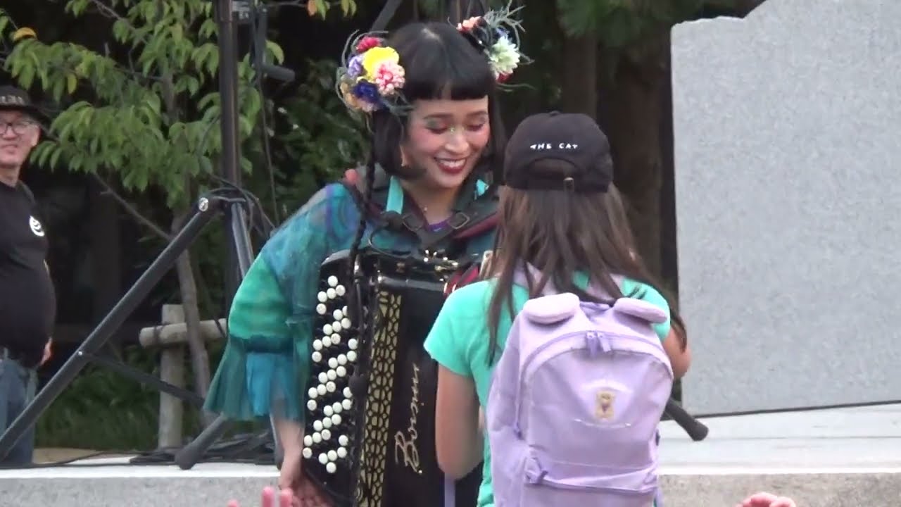 たかまつ大道芸フェスタ2025 愛の賛歌／チャラン・ポ・ランタン