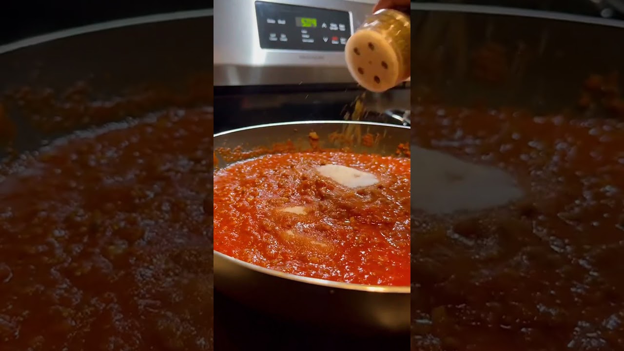 Delicious pasta sauce recipe with garden fresh flavors