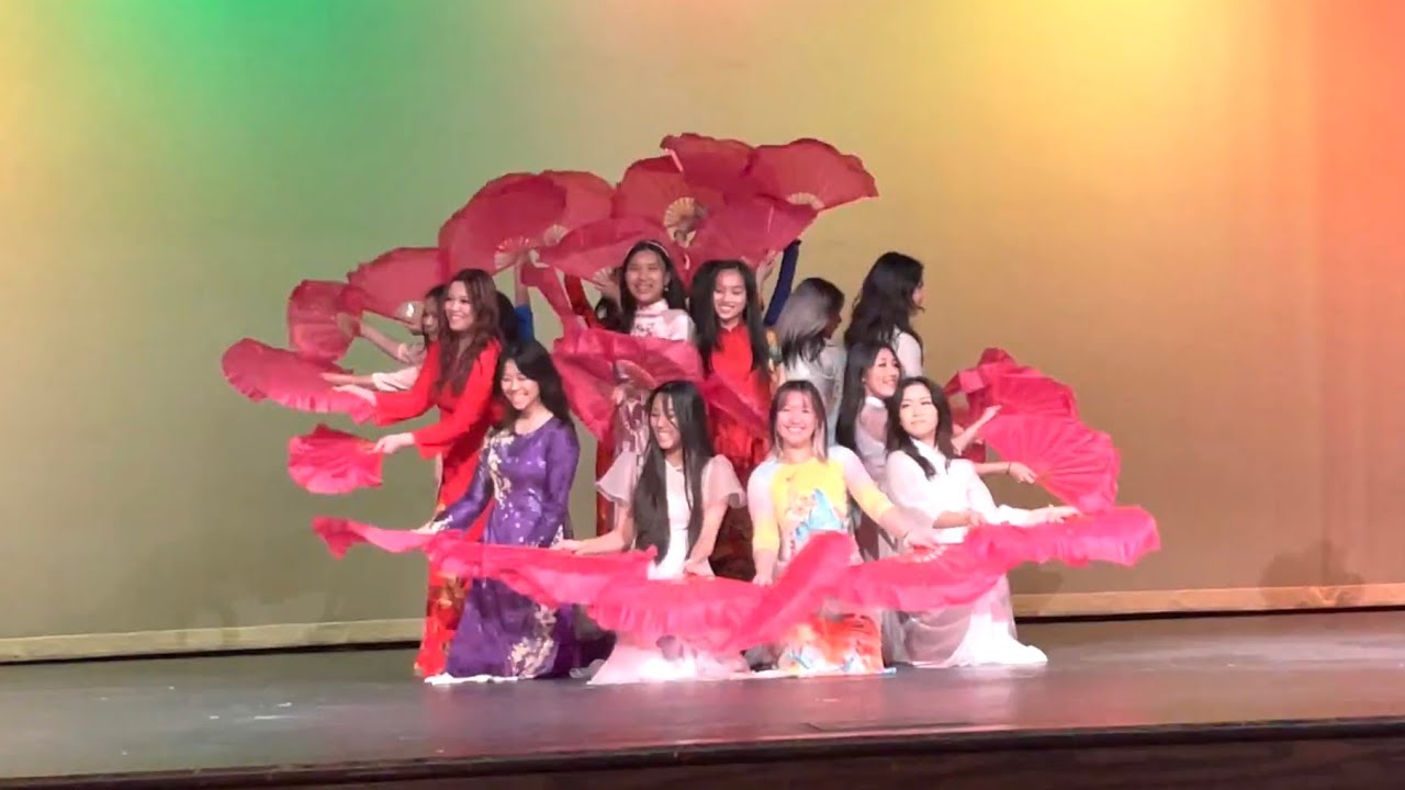 THS VSA 2023 || Vietnamese Fan Dance