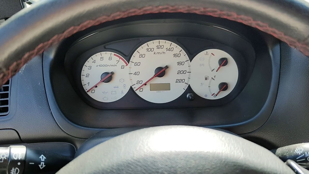 Honda Civic VII Jak wymienić przerywacz, przekaźnik kierunkowskazów, migaczy.