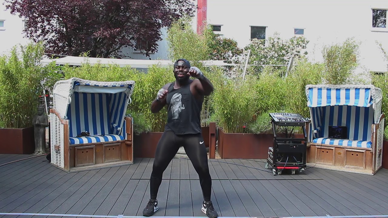 Body Combat 83 Masterclass (Power Training 1)